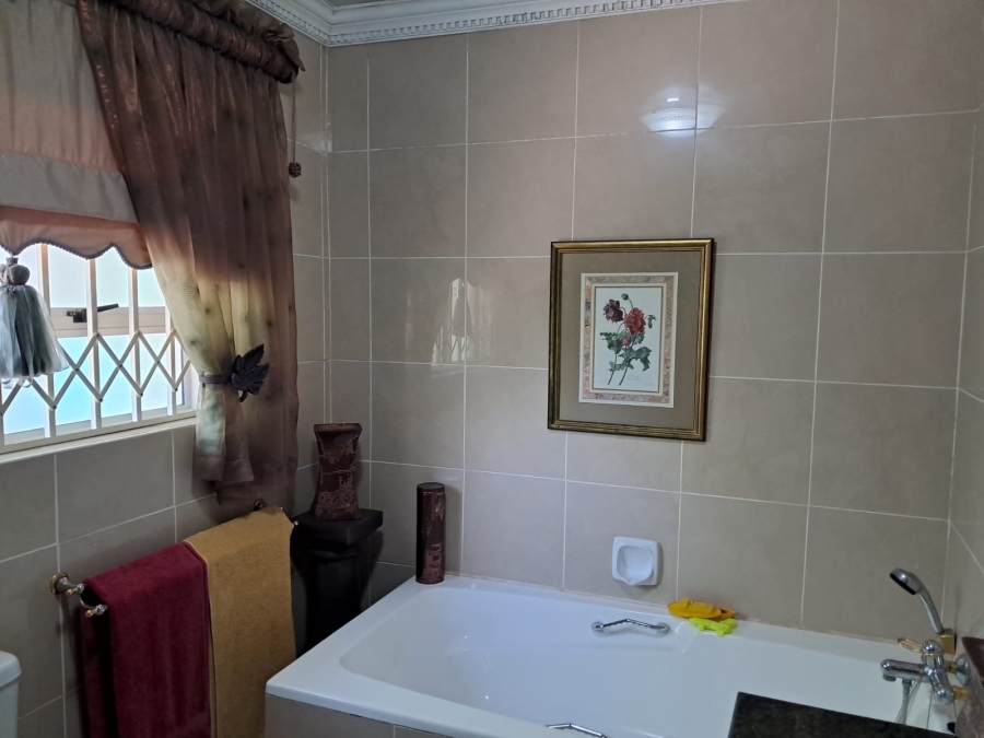 3 Bedroom Property for Sale in Riebeeckstad Free State
